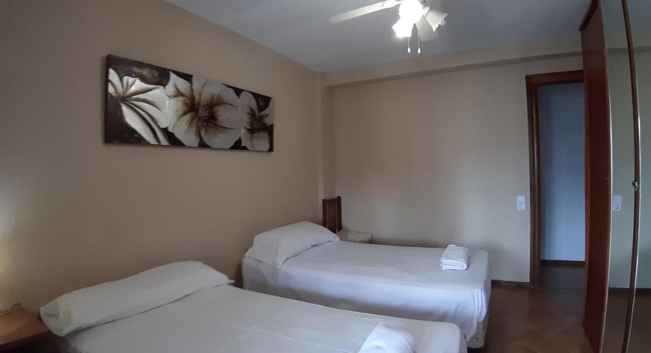 Apartamento Torre Colon If بينايدورم المظهر الخارجي الصورة